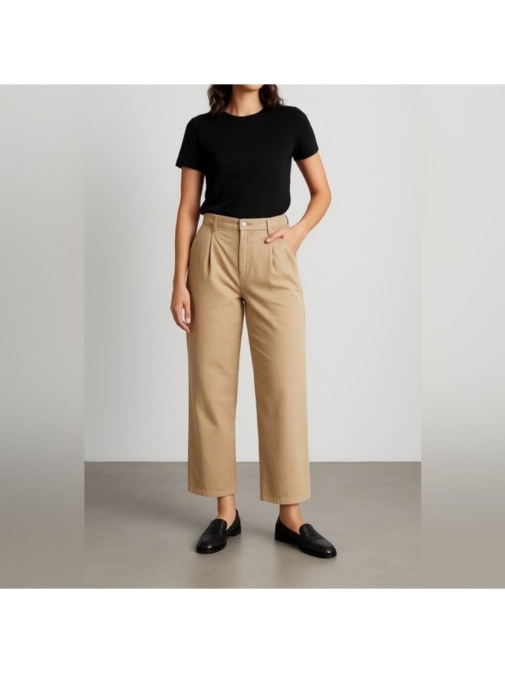 UNIQLO Women’s Wide-Leg Pleated Pants - Beige - Size M